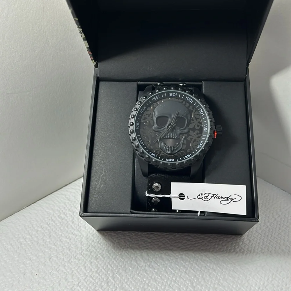 Ed‎ Hardy Skull Watch. Men's Matte Black Leather Strap Analog Watch